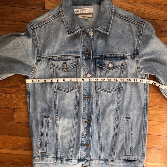 NWT The Oversized Trucker Jean Jacket in Fitzgerald Wash XXS - Picture 2 of 8